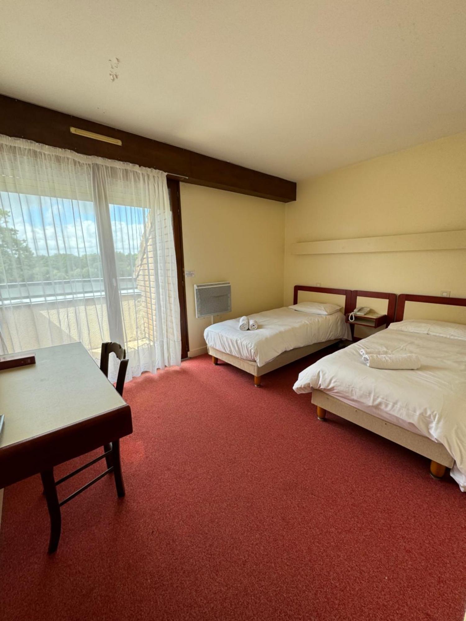 Auberge D'Andaines La Ferte-Mace Ngoại thất bức ảnh